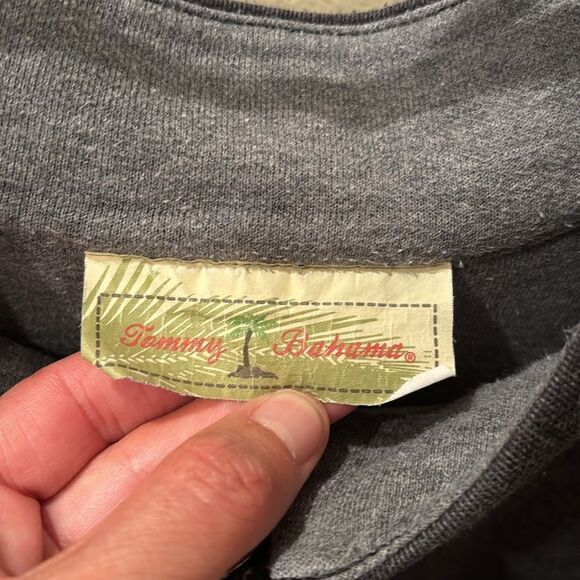 Tommy Bahamas men's grey zip pullover - Picture 3 of 6